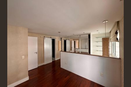 Apartamento para alugar com 116m², 2 quartos e 2 vagas Apartamento para alugar com 116m², 2 quartos e 2 vagasSuíte