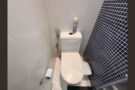 Apartamento para alugar com 116m², 2 quartos e 2 vagas Apartamento para alugar com 116m², 2 quartos e 2 vagasSuíte - Banheiro