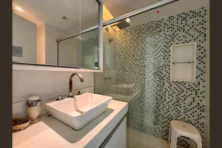 Apartamento para alugar com 116m², 2 quartos e 2 vagas Apartamento para alugar com 116m², 2 quartos e 2 vagasBanheiro Social
