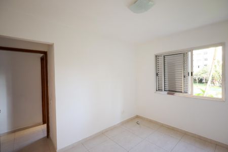 Apartamento à venda com 75m², 3 quartos e 1 vagaQuarto 2