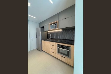 Apartamento para alugar com 1 quarto, 40m² em Empresarial 18 do Forte, Barueri