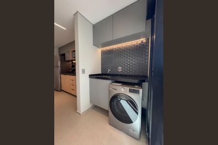 Apartamento para alugar com 1 quarto, 40m² em Empresarial 18 do Forte, Barueri