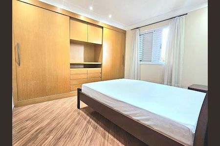 Apartamento para alugar com 2 quartos, 62m² em Alphaville Industrial, Barueri