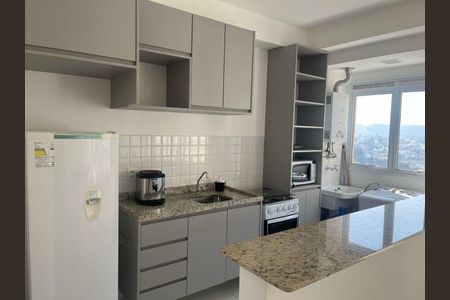 Apartamento para alugar com 1 quarto, 50m² em Alphaville Conde II, Barueri