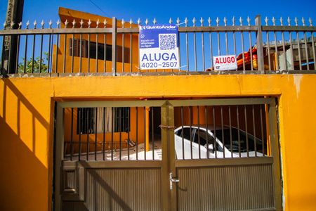 Casa para alugar com 209m², 5 quartos e 5 vagasFachada