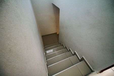 Casa para alugar com 209m², 5 quartos e 5 vagasEscada