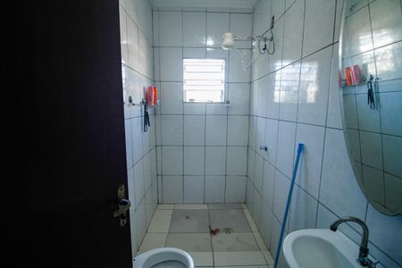 Casa para alugar com 209m², 5 quartos e 5 vagasBanheiro da Suíte 1