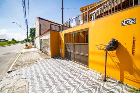 Casa para alugar com 209m², 5 quartos e 5 vagasFachada