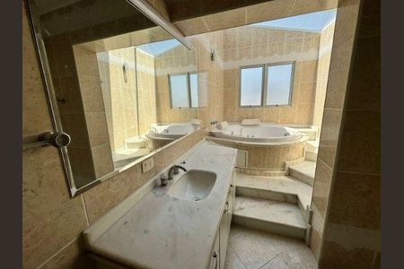 Casa para alugar com 4 quartos, 450m² em Alphaville Residencial Dois, Barueri