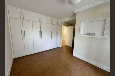 Casa para alugar com 4 quartos, 450m² em Alphaville Residencial Dois, Barueri