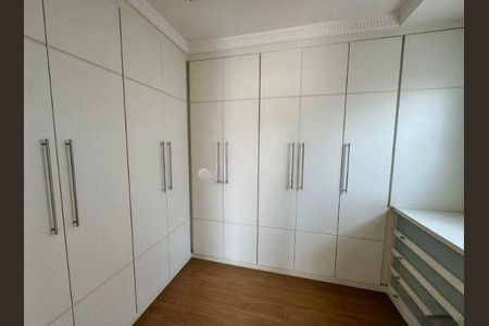 Casa para alugar com 4 quartos, 450m² em Alphaville Residencial Dois, Barueri