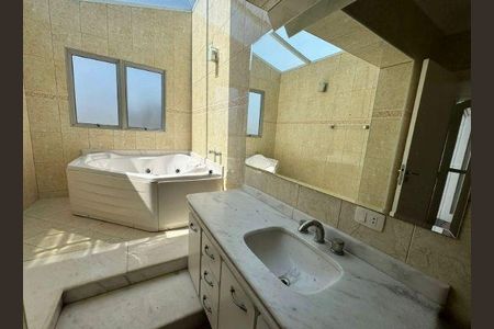 Casa para alugar com 4 quartos, 450m² em Alphaville Residencial Dois, Barueri