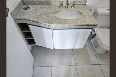 Apartamento para alugar com 1 quarto, 50m² em Alphaville Conde II, Barueri