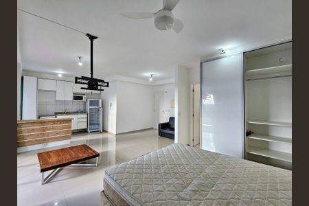 Apartamento para alugar com 1 quarto, 50m² em Alphaville Conde II, Barueri