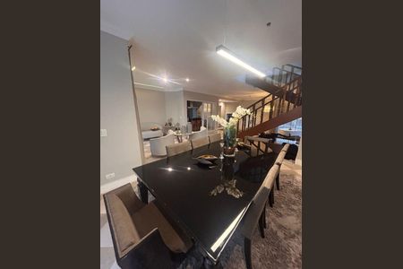 Casa para alugar com 420m², 4 quartos e 2 vagas