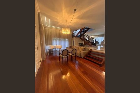 Casa para alugar com 420m², 4 quartos e 2 vagas