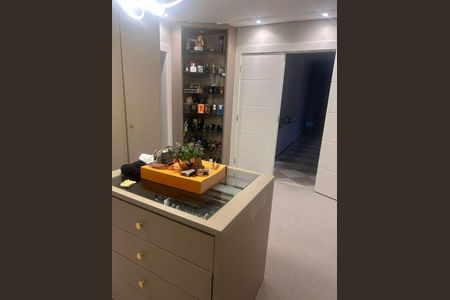 Casa para alugar com 420m², 4 quartos e 2 vagas