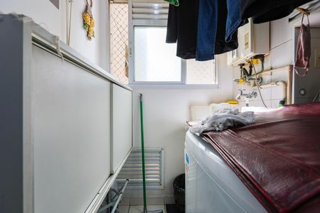 Apartamento para alugar com 58m², 2 quartos e 1 vagaÁrea de Serviço