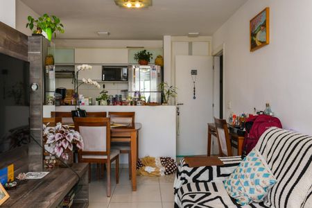 Sala de apartamento para alugar com 2 quartos, 58m² em Parque Reboucas, São Paulo