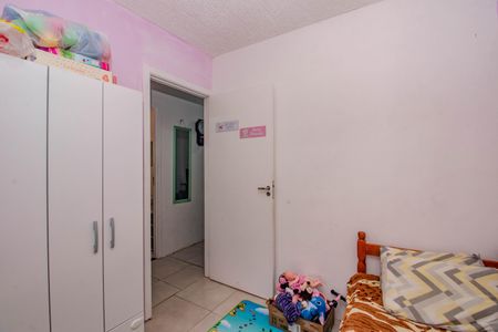 Quarto 1 de apartamento para alugar com 2 quartos, 40m² em Rubem Berta, Porto Alegre