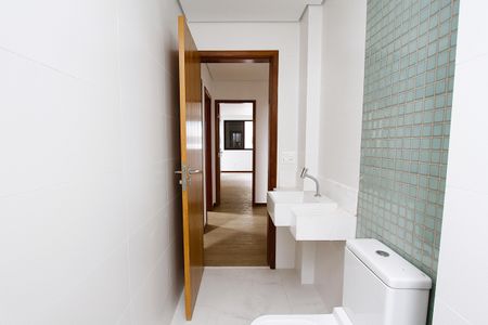 Apartamento à venda com 135m², 4 quartos e 3 vagasBanheiro Social