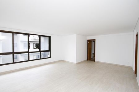 Apartamento à venda com 135m², 4 quartos e 3 vagasSala