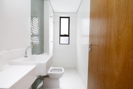 Apartamento à venda com 135m², 4 quartos e 3 vagasBanheiro Social