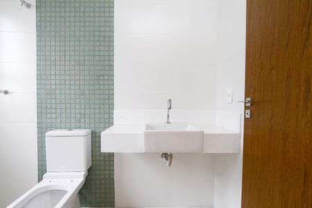 Apartamento à venda com 135m², 4 quartos e 3 vagasBanheiro da Suíte 2