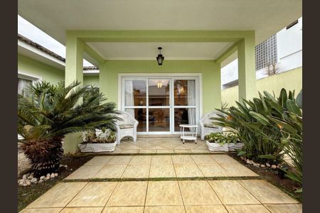 Casa para alugar com 350m², 4 quartos e 3 vagas