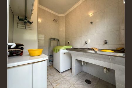 Casa para alugar com 4 quartos, 350m² em Tamboré, Santana de Parnaíba