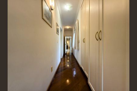 Casa para alugar com 350m², 4 quartos e 3 vagas