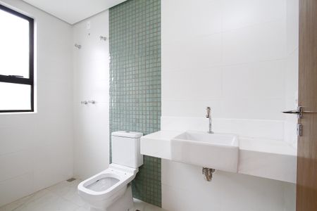 Apartamento à venda com 135m², 4 quartos e 3 vagasBanheiro da Suíte 2