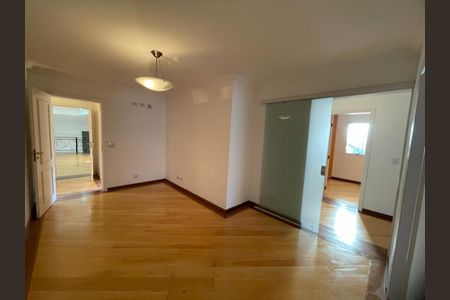 Casa para alugar com 5 quartos, 710m² em Alphaville Residencial Um, Barueri