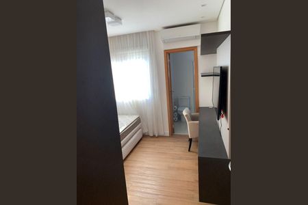 Apartamento para alugar com 168m², 3 quartos e 3 vagas