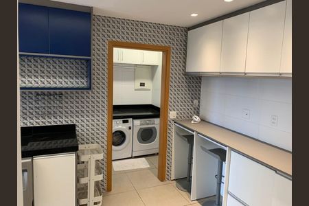 Apartamento para alugar com 168m², 3 quartos e 3 vagas