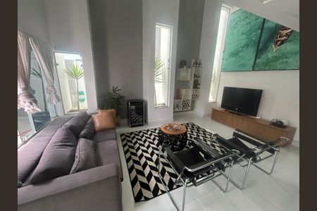 Casa para alugar com 4 quartos, 350m² em Alphaville, Santana de Parnaíba