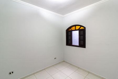 Casa para alugar com 90m², 3 quartos e 2 vagasQuarto 2
