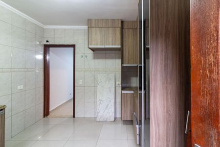 Casa para alugar com 90m², 3 quartos e 2 vagasCozinha