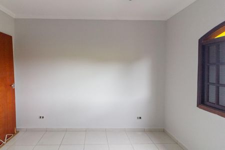 Casa para alugar com 90m², 3 quartos e 2 vagasQuarto 1