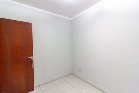 Casa para alugar com 90m², 3 quartos e 2 vagasQuarto 2