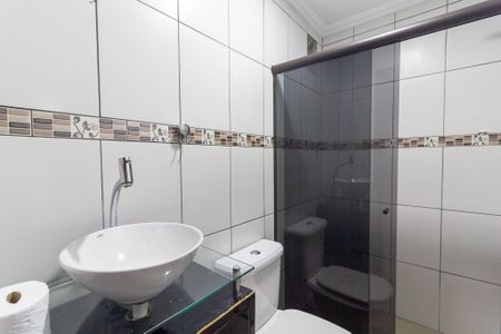 Casa para alugar com 90m², 3 quartos e 2 vagasBanheiro Social