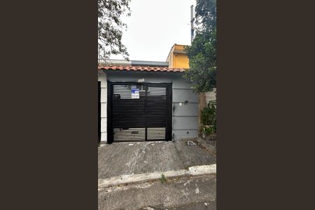 Casa para alugar com 90m², 3 quartos e 2 vagasFachada