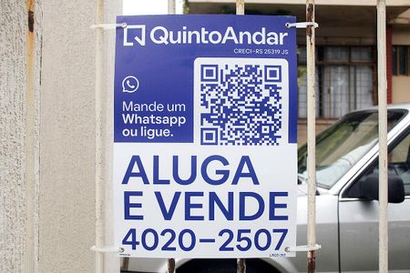 Apartamento à venda com 74m², 2 quartos e 1 vagaPlaquinha
