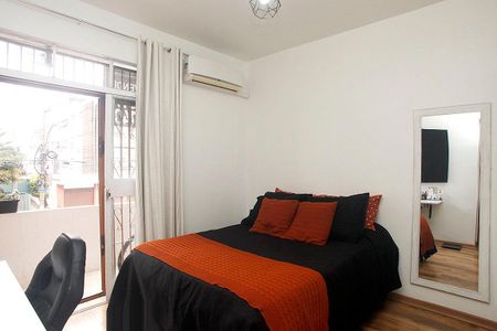 Apartamento à venda com 74m², 2 quartos e 1 vagaQuarto 2