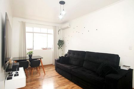 Apartamento à venda com 74m², 2 quartos e 1 vagaSala