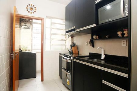 Apartamento à venda com 74m², 2 quartos e 1 vagaCozinha + Área de Serviço