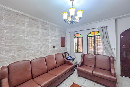 Casa à venda com 170m², 3 quartos e 2 vagasSala