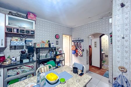Casa à venda com 170m², 3 quartos e 2 vagasCozinha