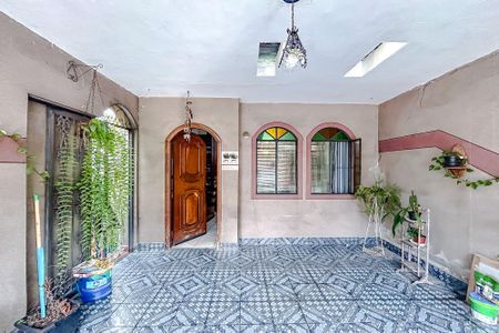 Casa à venda com 170m², 3 quartos e 2 vagasGaragem
