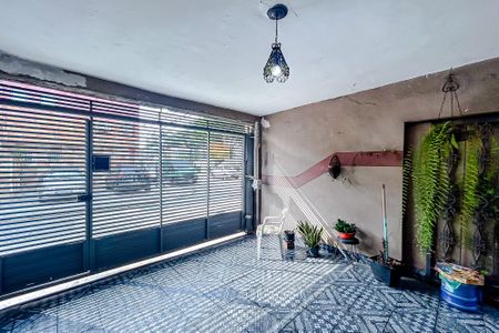 Casa à venda com 170m², 3 quartos e 2 vagasGaragem